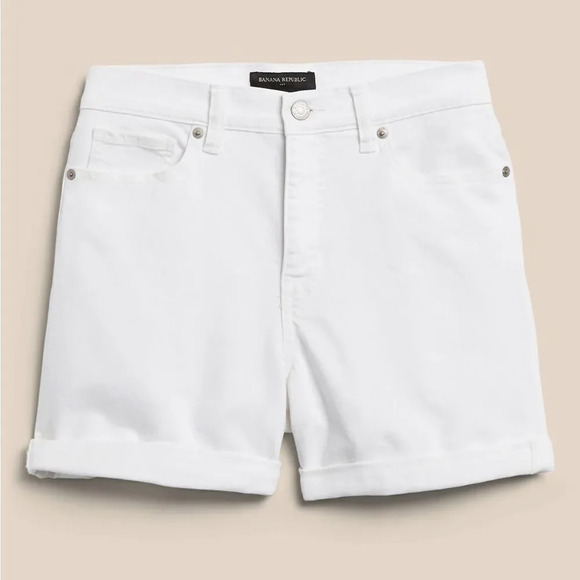 Banana Republic Girlfriend Denim Short - Picture 4 of 13